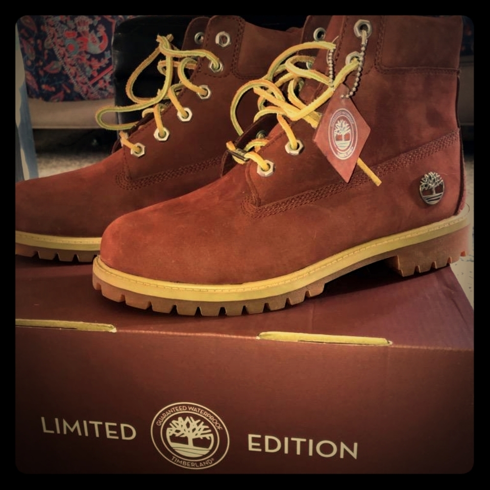 Limited ed. Maroon Timberland boots